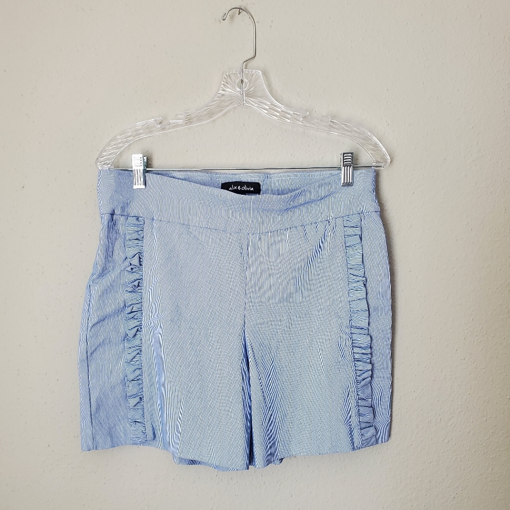 Women's Alex & Olivia Seersucker Ruffle Short Shorts Blue White Pinstripe Dressy
